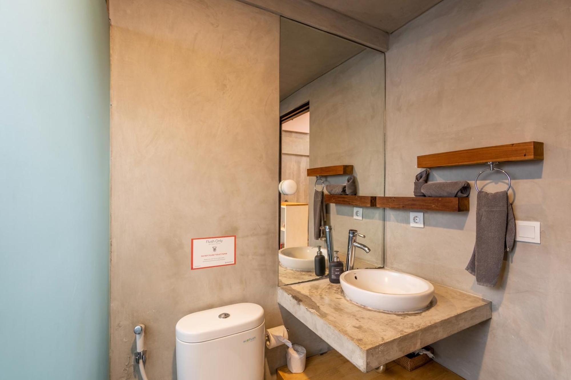 Berawa Loft By Betterplace Canggu Esterno foto